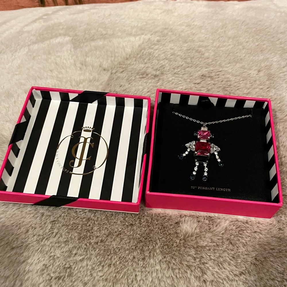 Adorable Juicy Couture Robot Necklace - Picture 3 of 10